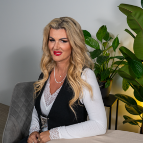 Provozní nočního kluku Heduš Nová navštívila talkshow Na kafeečko. 