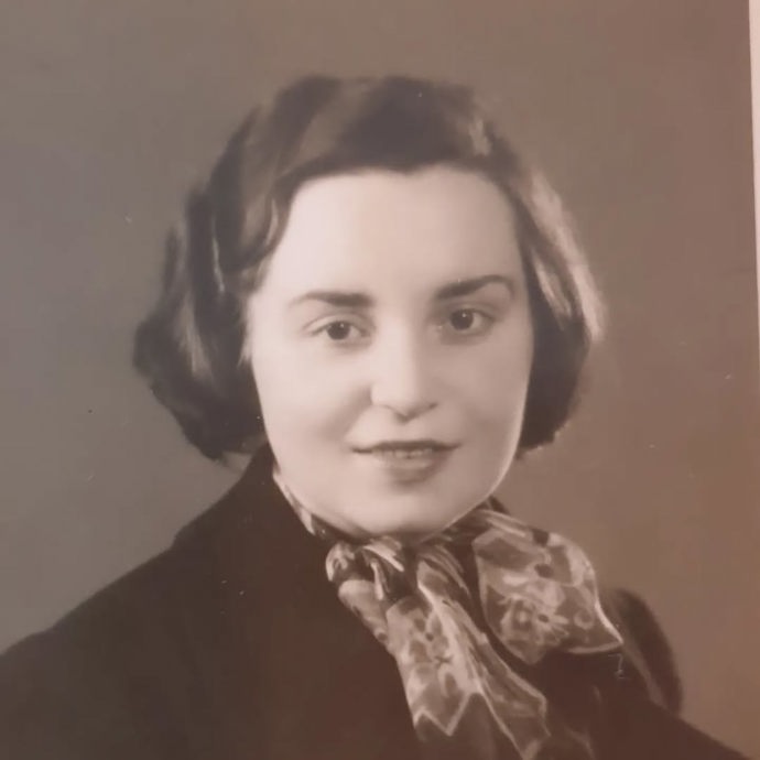 FOTO: Milada Ježková za mlada. – stránka 3