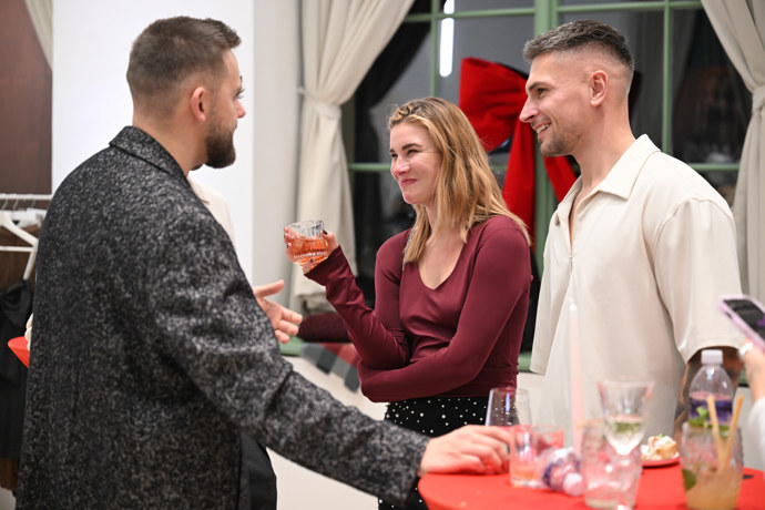 FOTO: Konverzace byla očividně zábavná. – stránka 11