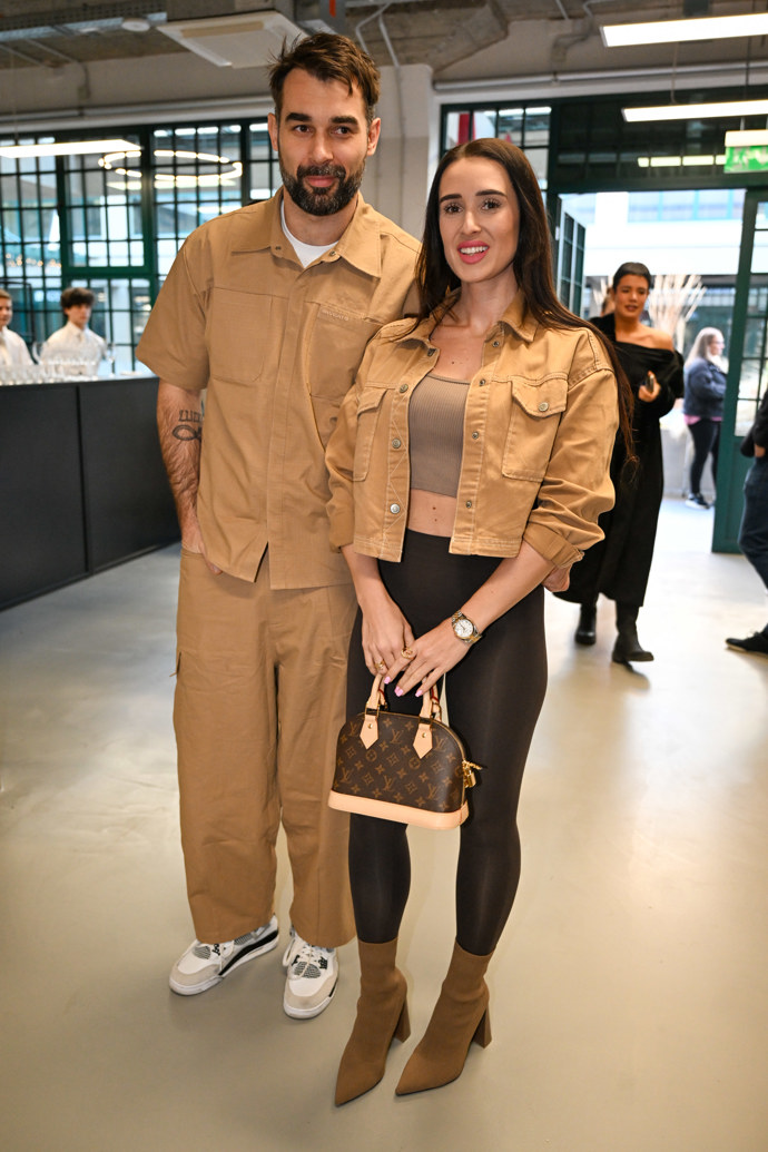 FOTO: Adam Vacula a Besky. – stránka 4