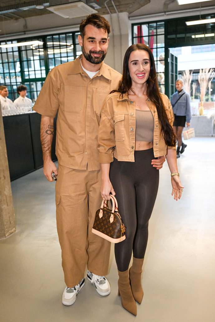 FOTO: Partneři jsou spolu spokojení. – stránka 3