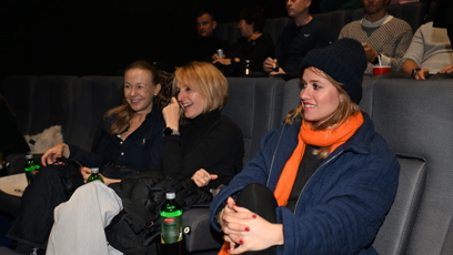 FOTO: Emma Smetana byla ve svém kulichu i v kině.