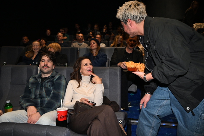 FOTO: Adéla Gondíková prohodila pár slov s Miraiem Navrátilem. – stránka 12