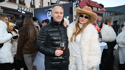 FOTO: Andrea Verešová zapózovala se svým manželem Danielem Volopichem.