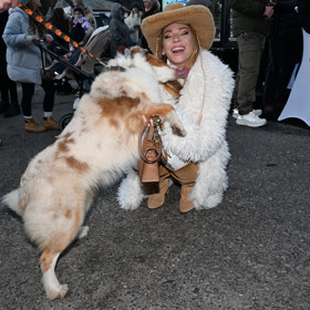 Andrea Verešová okouzlila i pejska.