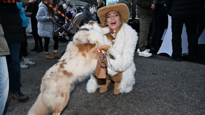 FOTO: Pejsek si Andreu Verešovou zamiloval.