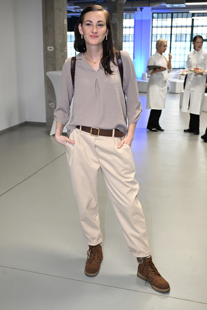 FOTO: Herečka Bára Jánová byla ležérní.