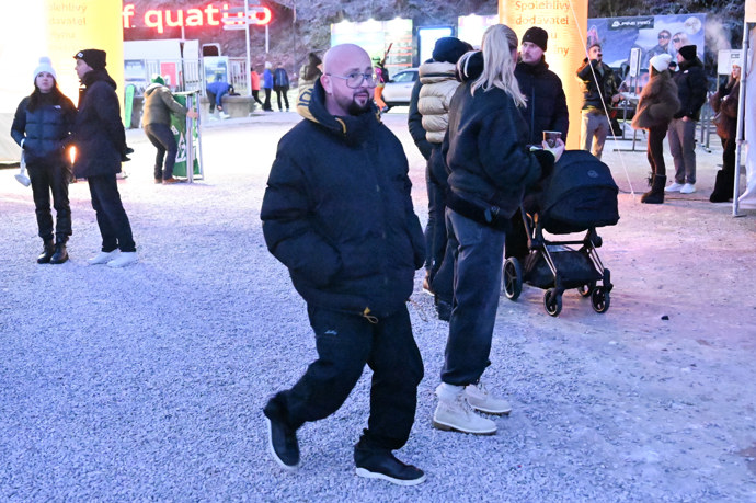 FOTO: Chvilkami osamocený, Zdeněk Chytil. – stránka 9