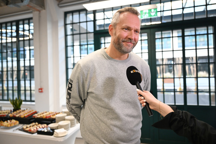 FOTO: Ondřej Novotný při rozhovoru pro eXtra.cz. – stránka 9