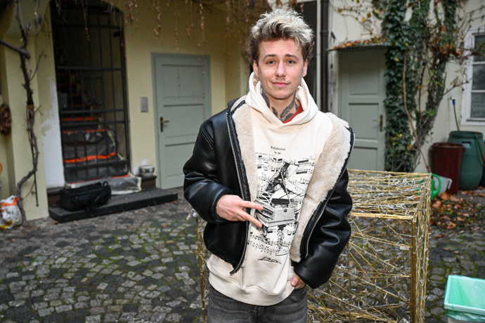 FOTO: Vojta Drahokupil. – stránka 13