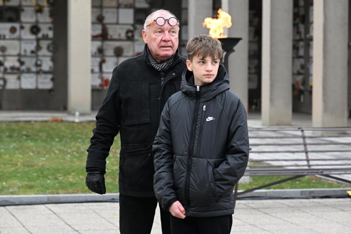 FOTO: Poslední rozloučení s Theodorem Pištěkem. – stránka 33