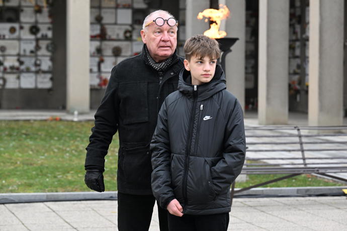 FOTO: Poslední rozloučení s Theodorem Pištěkem. – stránka 29