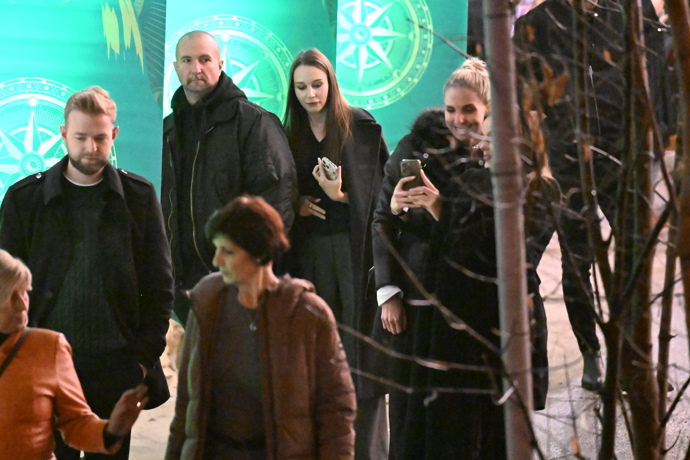 FOTO: Mia Kirchnerová byla hvězdou večera. – stránka 27