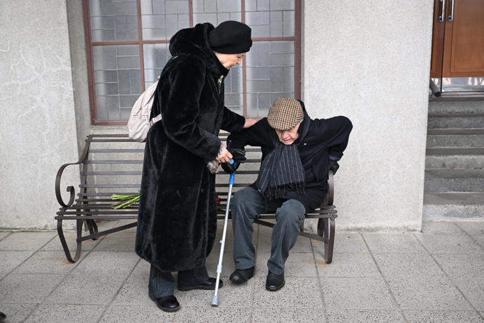 FOTO: Poslední rozloučení s Theodorem Pištěkem. – stránka 25