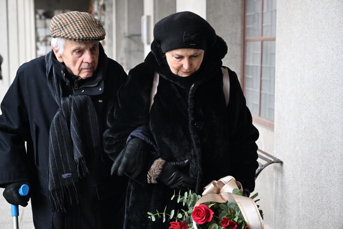 FOTO: Poslední rozloučení s Theodorem Pištěkem. – stránka 15