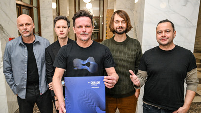 FOTO: Kapela Chinaski pokřtila vinylovou desku s názvem První symfonická.