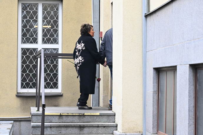 FOTO: Na poslední rozloučení přišla i Jiřina Bohdalová. – stránka 5