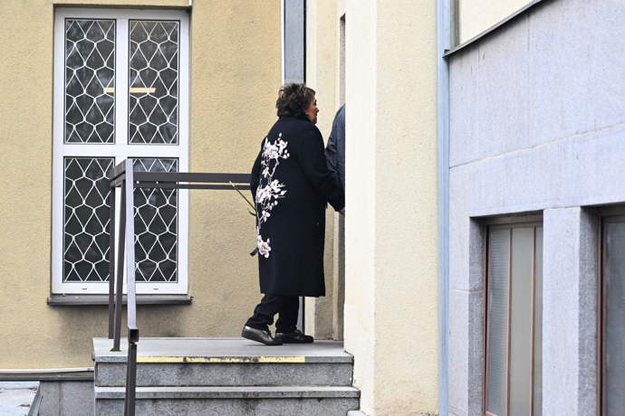 FOTO: Na poslední rozloučení přišla i Jiřina Bohdalová. – stránka 4