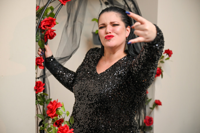 FOTO: Leona Šenková byla v dobré náladě. – stránka 2