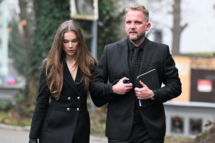 FOTO: Libor Bouček přišel dát poslední sbohem Patriku Hezuckému. – stránka 11