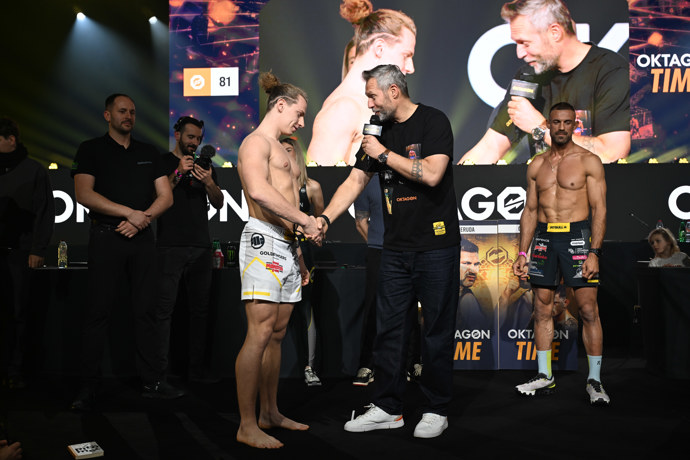 FOTO: Pavel Tóth s Ondřejem Novotným. – stránka 36