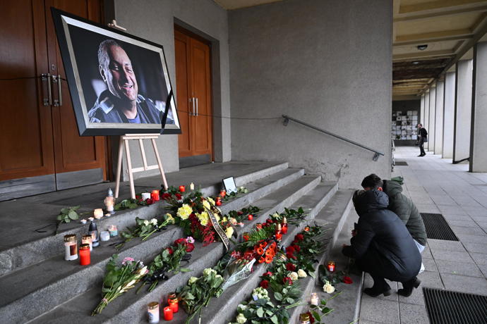 FOTO: Pohřeb Patrika Hezuckého. – stránka 175