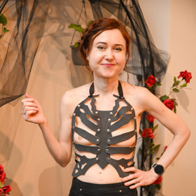 Eva Toulová oblékla velmi extravagantní model.