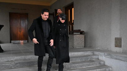 FOTO: Z pohřbu Patrika Hezuckého odcházeli smuteční hosté zdrcení.