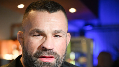 FOTO: Vémola neustále otázky na rozvod.