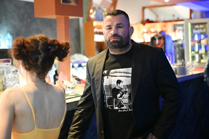 FOTO: Karlos nebyl ve své kůži. – stránka 7