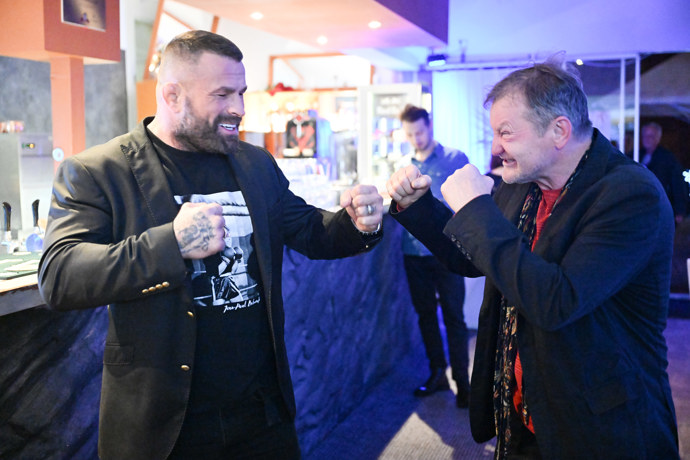 FOTO: Karlos se potkal s legendárním boxerem. – stránka 5