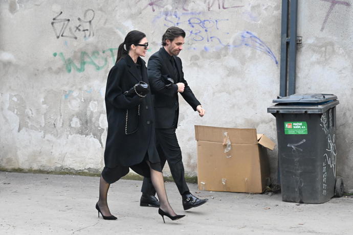 FOTO: Leoš Mareš po boku své ženy Moniky. – stránka 34