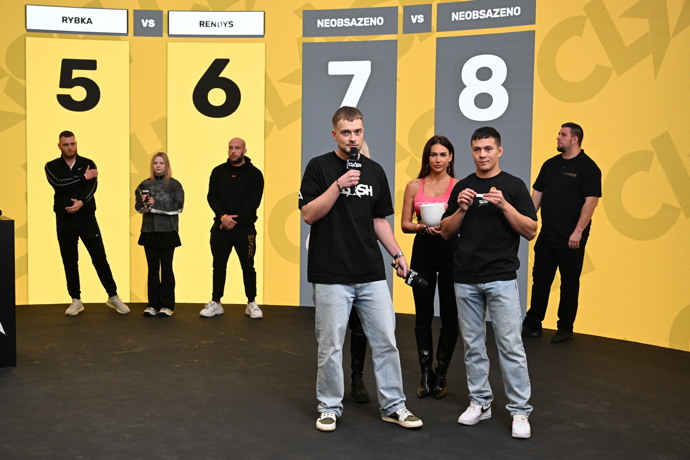 FOTO: Vladimír Kadlec a Tomáš Linh Le Sy v akci. – stránka 2