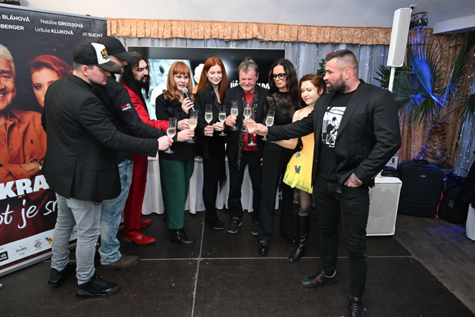 FOTO: Křest dokumentu Život je sranda. – stránka 1