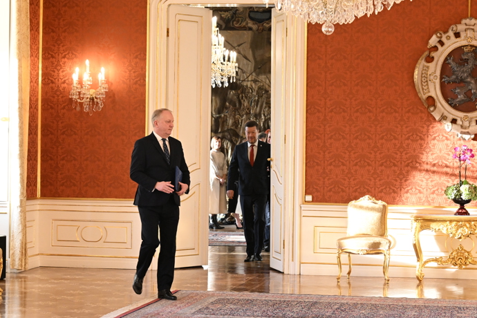 FOTO: Prezident Petr Pavel jmenoval Andreje Babiše premiérem. – stránka 29