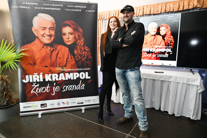 FOTO: Kateřina Bláhová a Zdeněk Kovář. – stránka 10