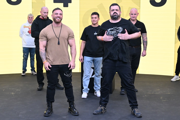 FOTO: Antonín Hodan se postaví proti Pavlu Novotnému. – stránka 1