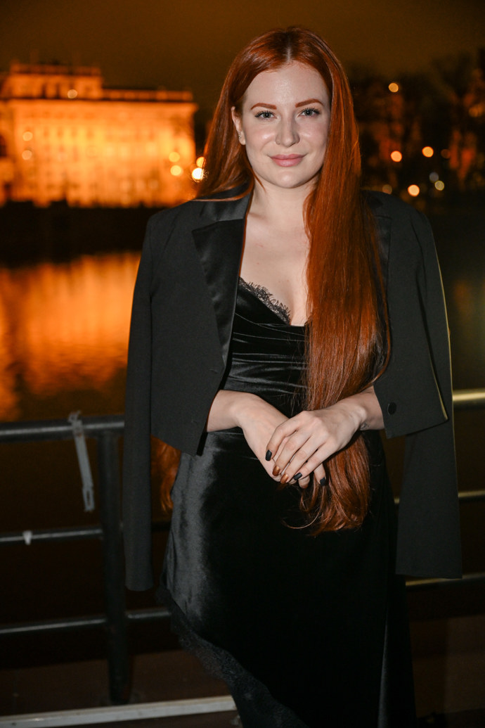 FOTO: Nechyběla Kateřina Bláhová. – stránka 15