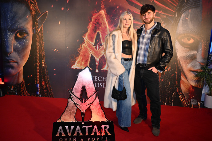 FOTO: Usměvavá Anna Hamannová a Lu Jambor. – stránka 1