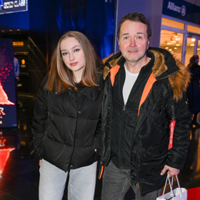 Vlasta Korec vyvedl do společnosti dceru.