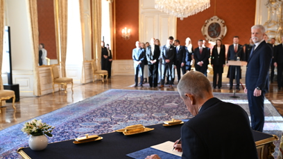 FOTO: Prezident Petr Pavel jmenoval Andreje Babiše premiérem.