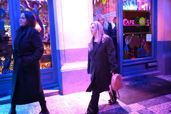 FOTO: Lucie Šilhánová, Katka Říhová a Zorka Hejdová. – stránka 1