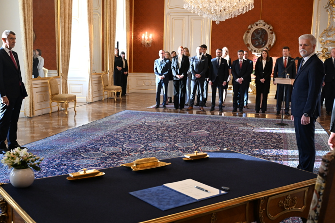 FOTO: Prezident Petr Pavel jmenoval Andreje Babiše premiérem. – stránka 10
