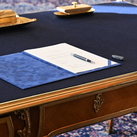 Prezident Petr Pavel jmenoval Andreje Babiše premiérem.