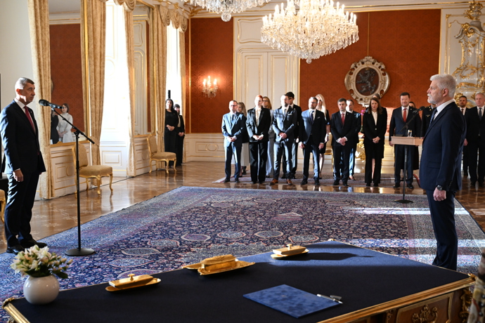 FOTO: Prezident Petr Pavel jmenoval Andreje Babiše premiérem. – stránka 7