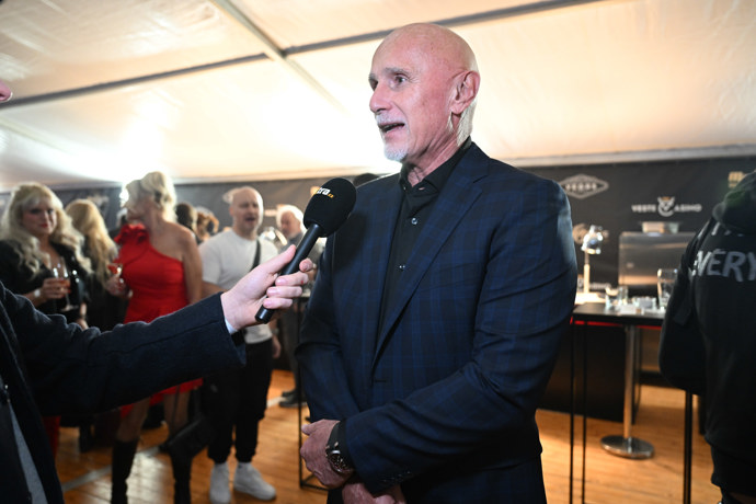 FOTO: Richard Chlad v rozhovoru pro eXtra.cz. – stránka 62