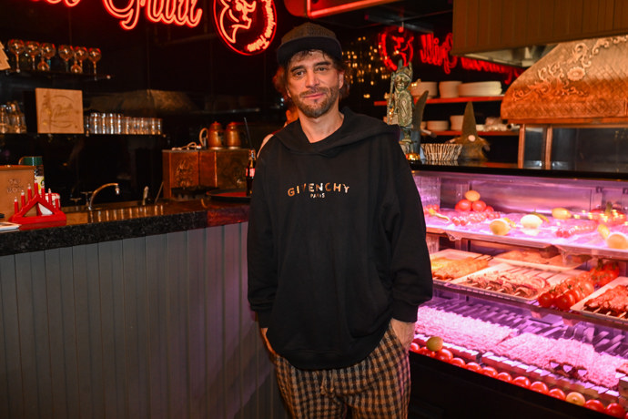 FOTO: Sagvan Tofi působil pohuble. – stránka 2