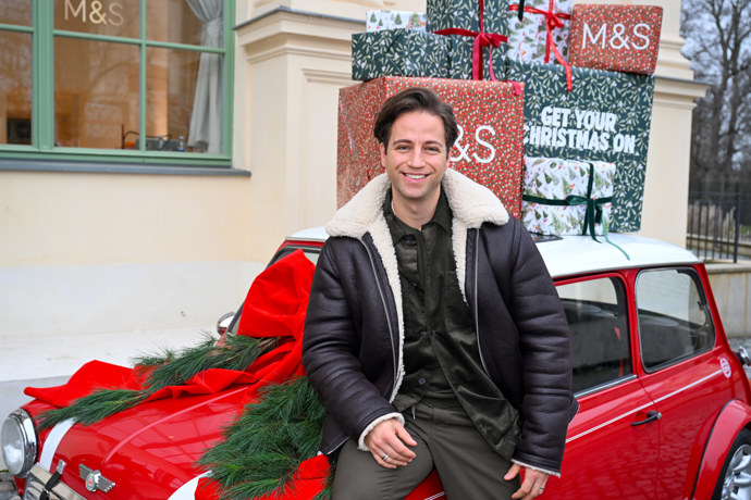 FOTO: Milan Peroutka na vánoční akci od značky Marks & Spencer. – stránka 2
