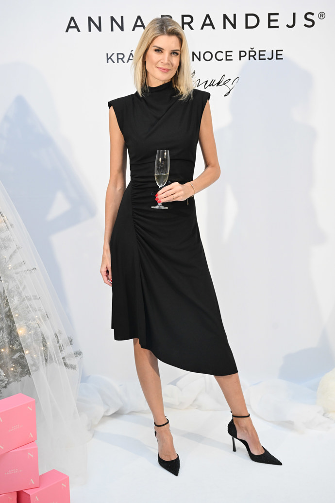 FOTO: Iveta Lutovská výrazně zhubla. – stránka 1