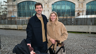 FOTO: Petr a Míša Říbalovi s dcerou Isabellou.